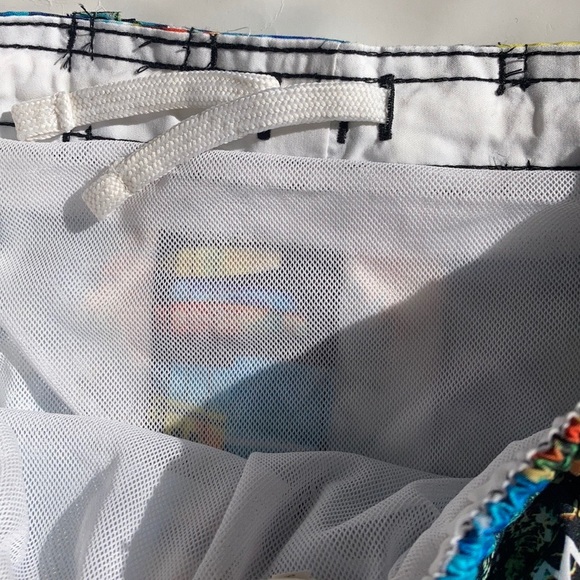 NWT Boy’s OP Shark Printed Swim Trunks - Picture 11 of 11